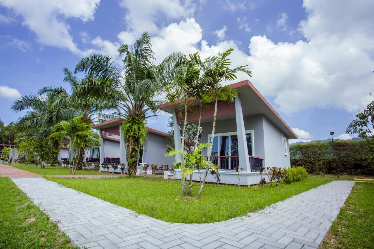 The La Valle'E Resort Khao Lak Exterior photo